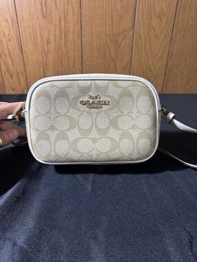 Coach Mini Jamie Camera Bag with mini wallet